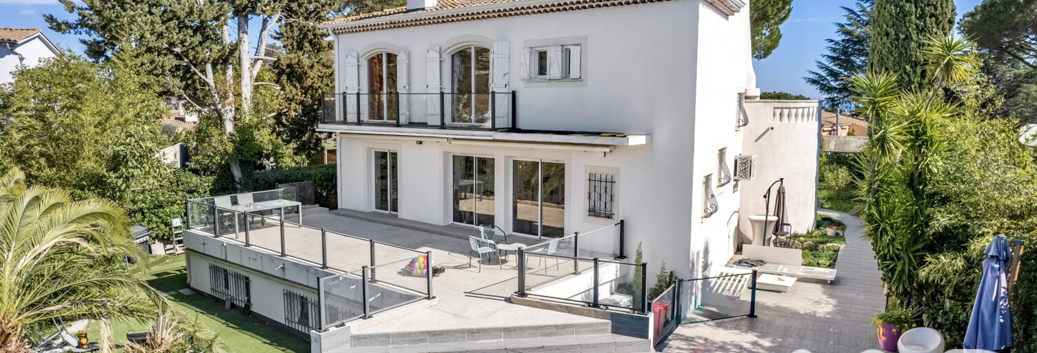 Maison 10 Pièces 290 m² à vendre à Mandelieu-la-Napoule (06210)