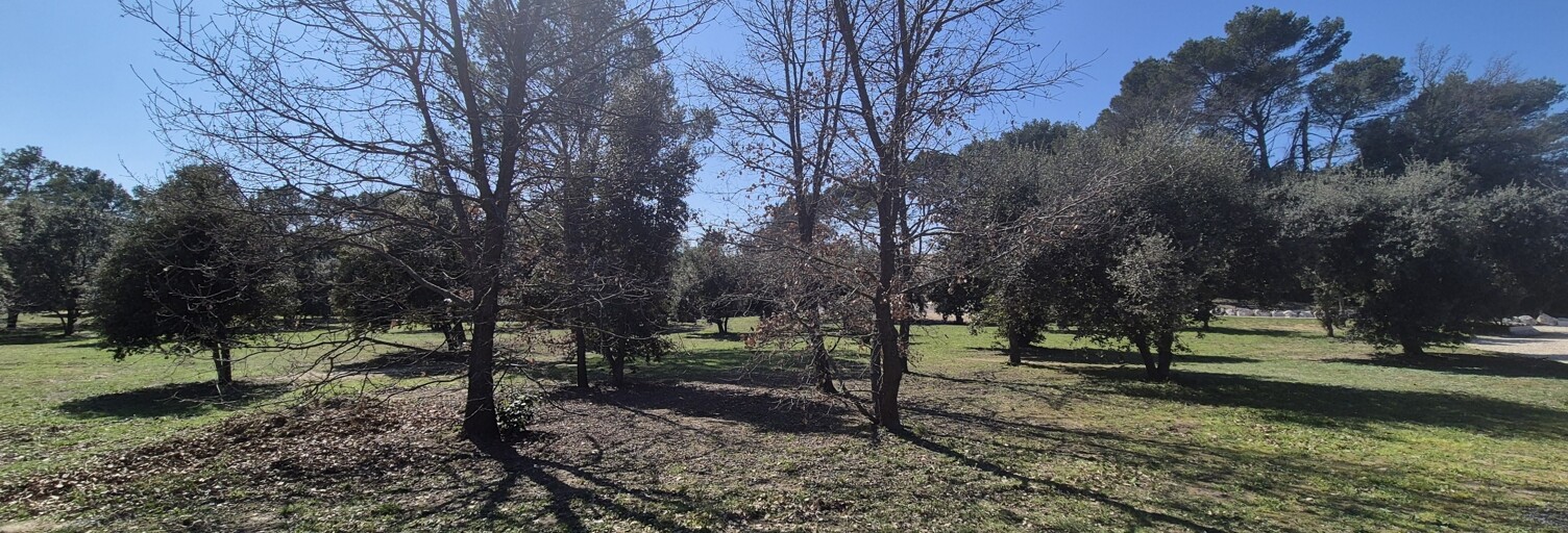 Terrain  13960 m² à vendre à Rognes (13840)