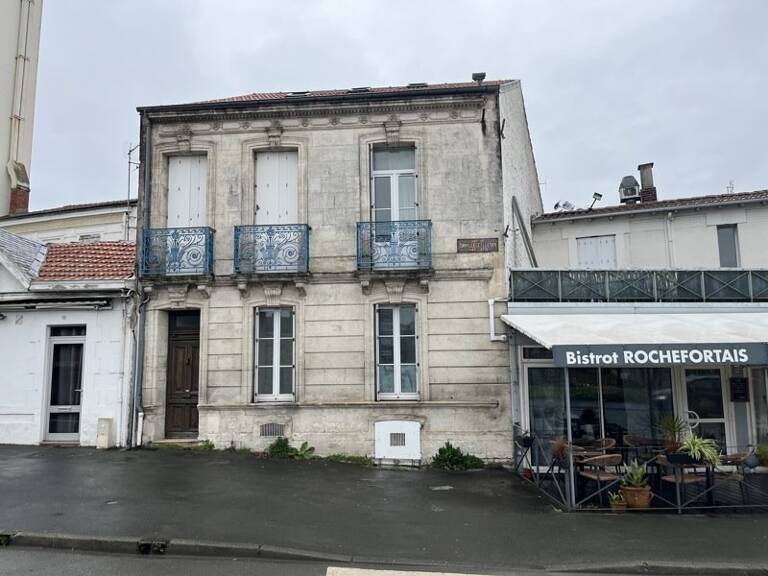 Immeuble   — photo 1