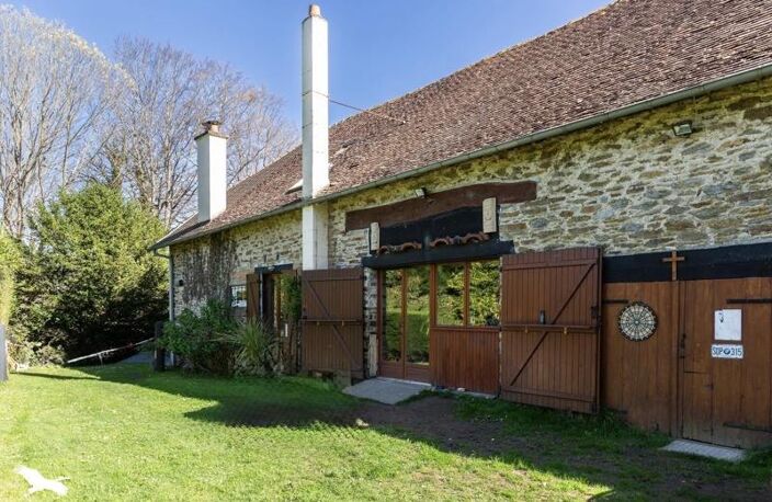 Maison en pierre de 5 pièces principales — photo 2