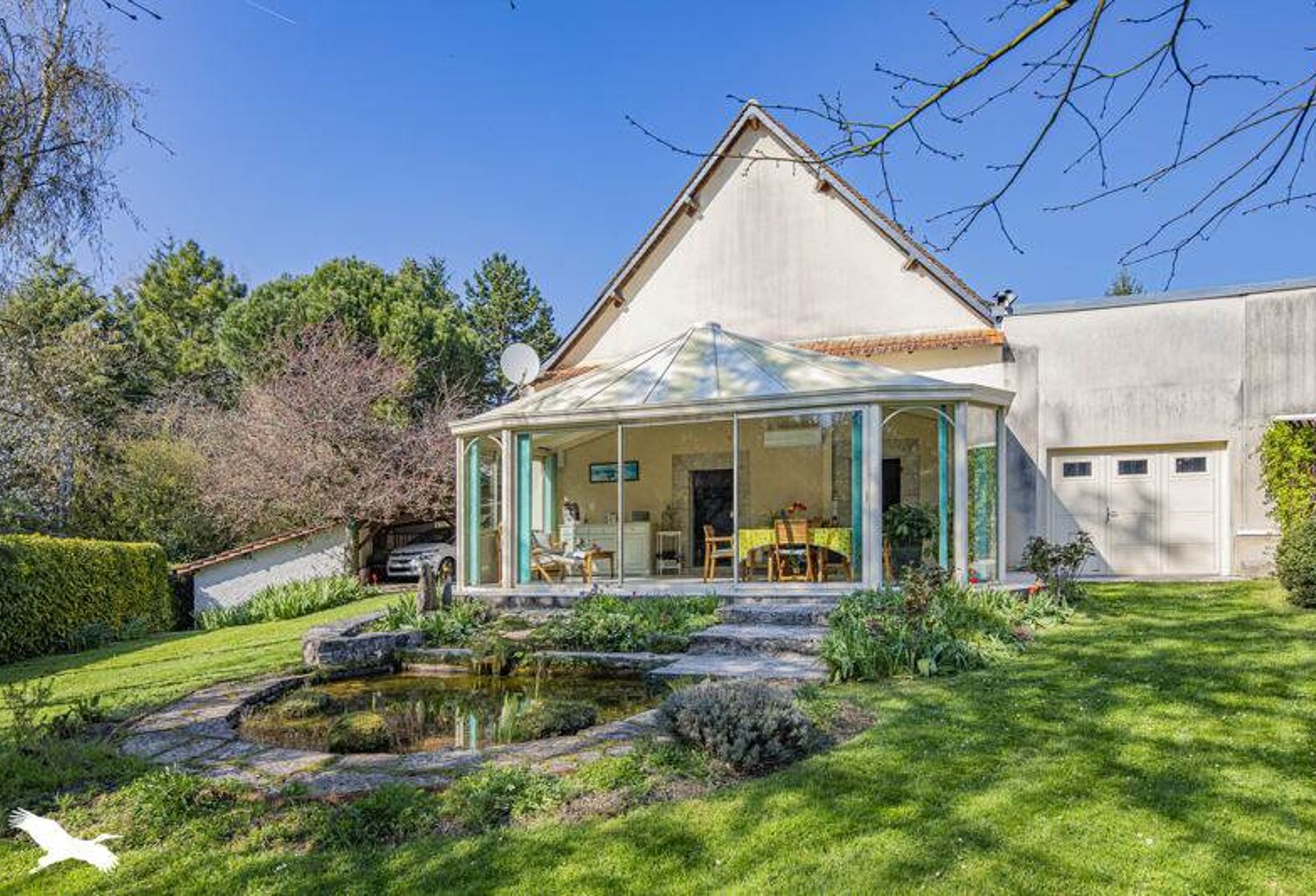 Maison en pierre de 5 pièces principales — photo 1