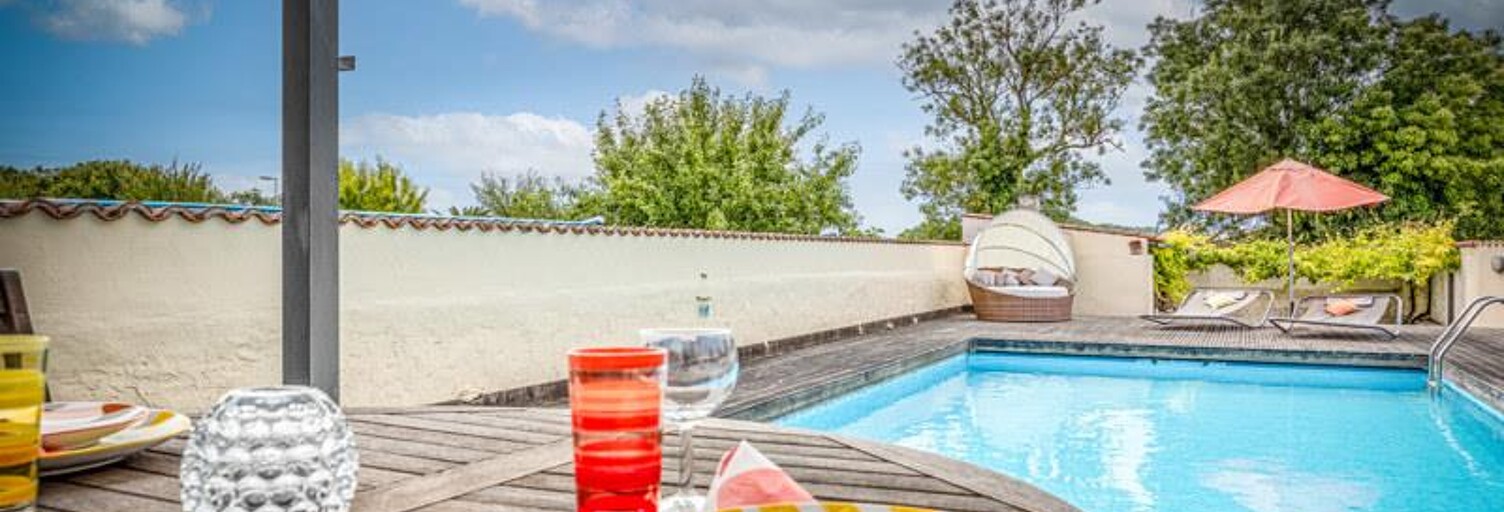 Maison 8 Pièces 137 m² à vendre à Muron (17430)