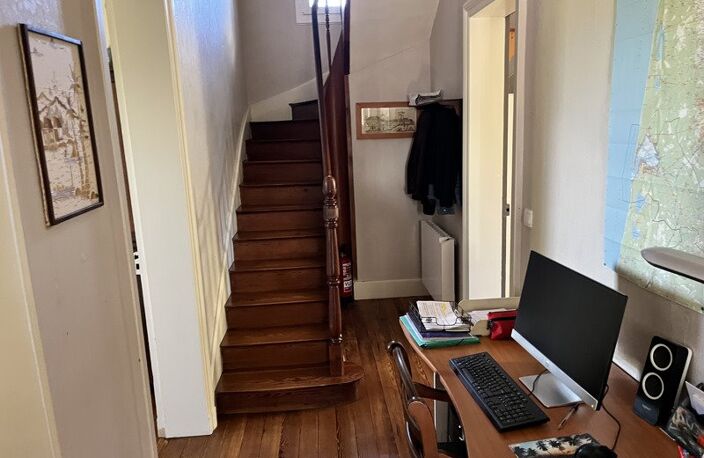 Maison en pierre de 5 pièces principales — photo 4