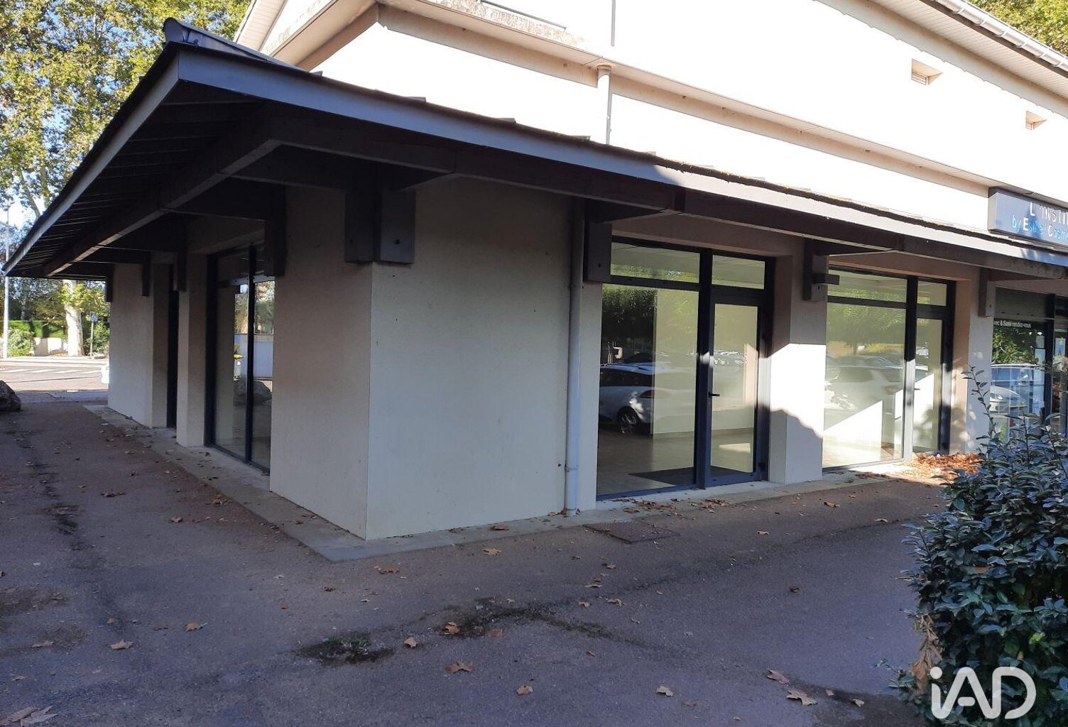 Location Surface diverse 93 m&sup2; — photo 1