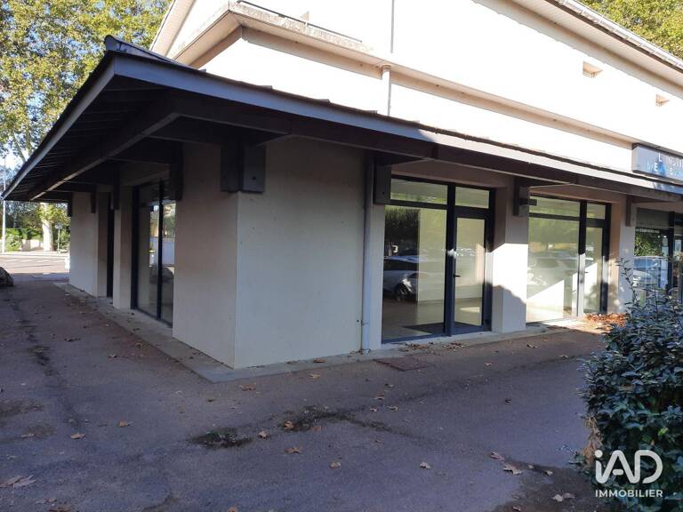 Location Surface diverse 93 m&sup2; — photo 1