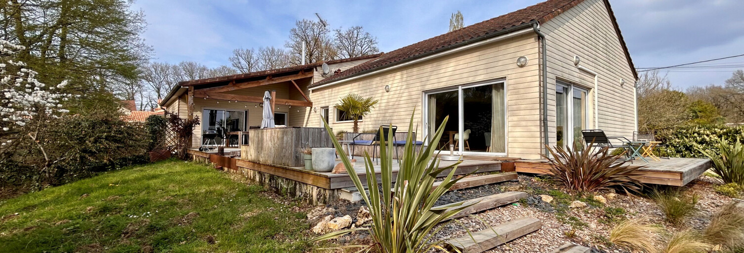 Maison 8 Pièces 332 m² à vendre à Vouneuil-sous-Biard (86580)