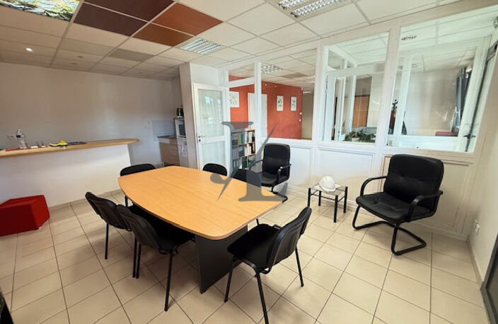 LOCAL PROFESIONNEL DE 120m2 — photo 4