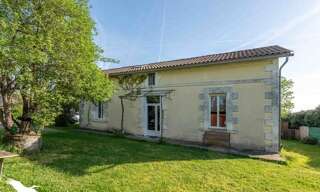 Maison 8 Pièces 156 m² à vendre à Saint-Aigulin (17360)