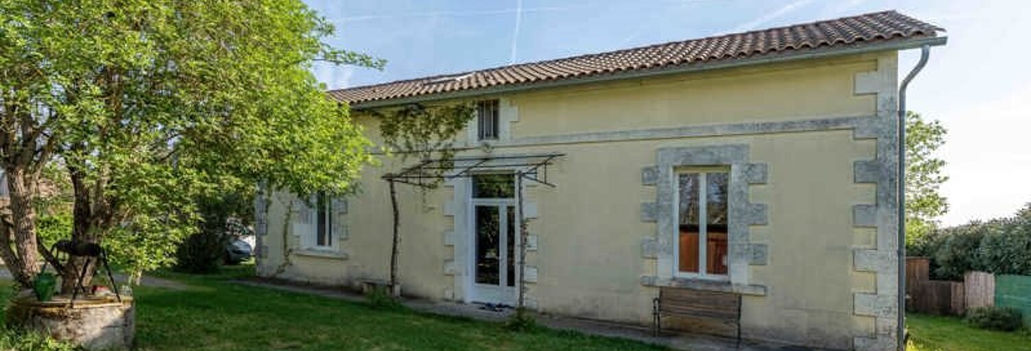 Maison 8 Pièces 156 m² à vendre à Saint-Aigulin (17360)