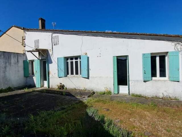 Maison de bourg de 2 pièces principales — photo du bien