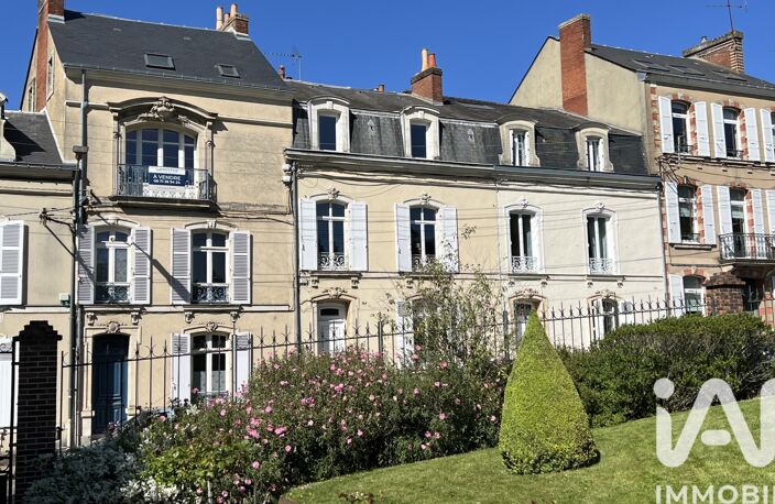 Vente Maison de ville 9 pièces — photo 2