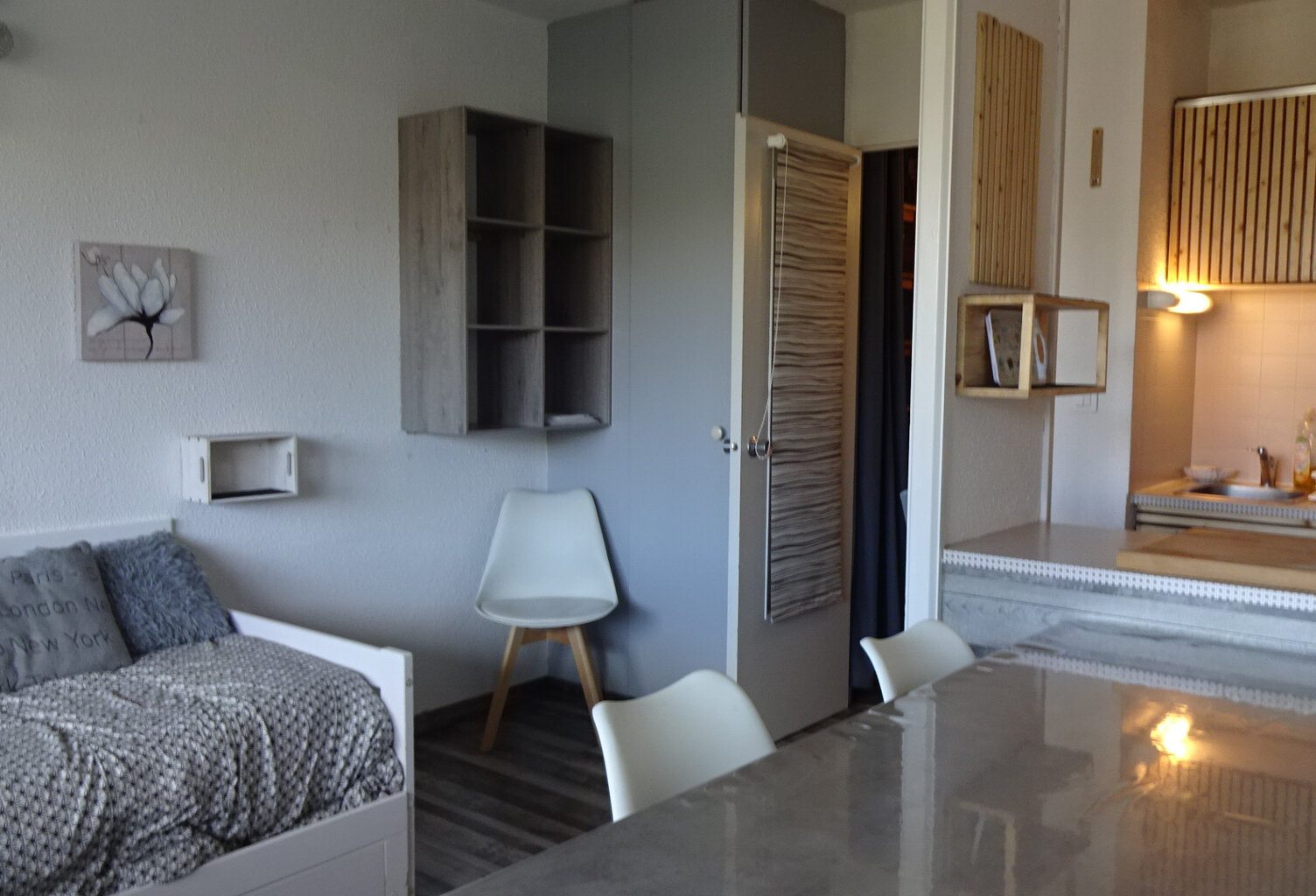 STUDIO RENOVE AVEC CELLIER/ LE PLA D'ADET — photo 1
