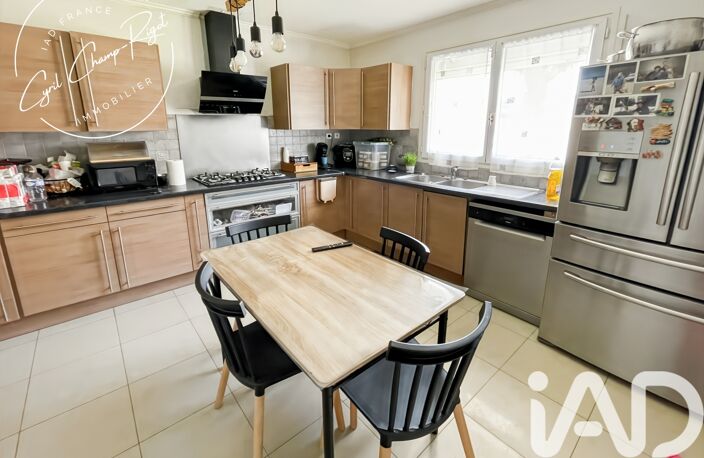 Vente Maison/villa 5 pièces — photo 2