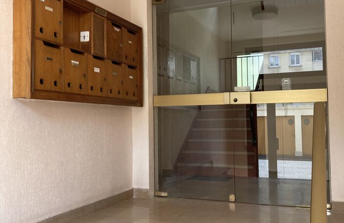 Vente Appartement 5 pièces — photo 2