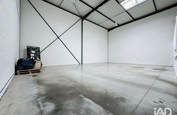 Vente Local d'activités 250 m&sup2; — photo 2