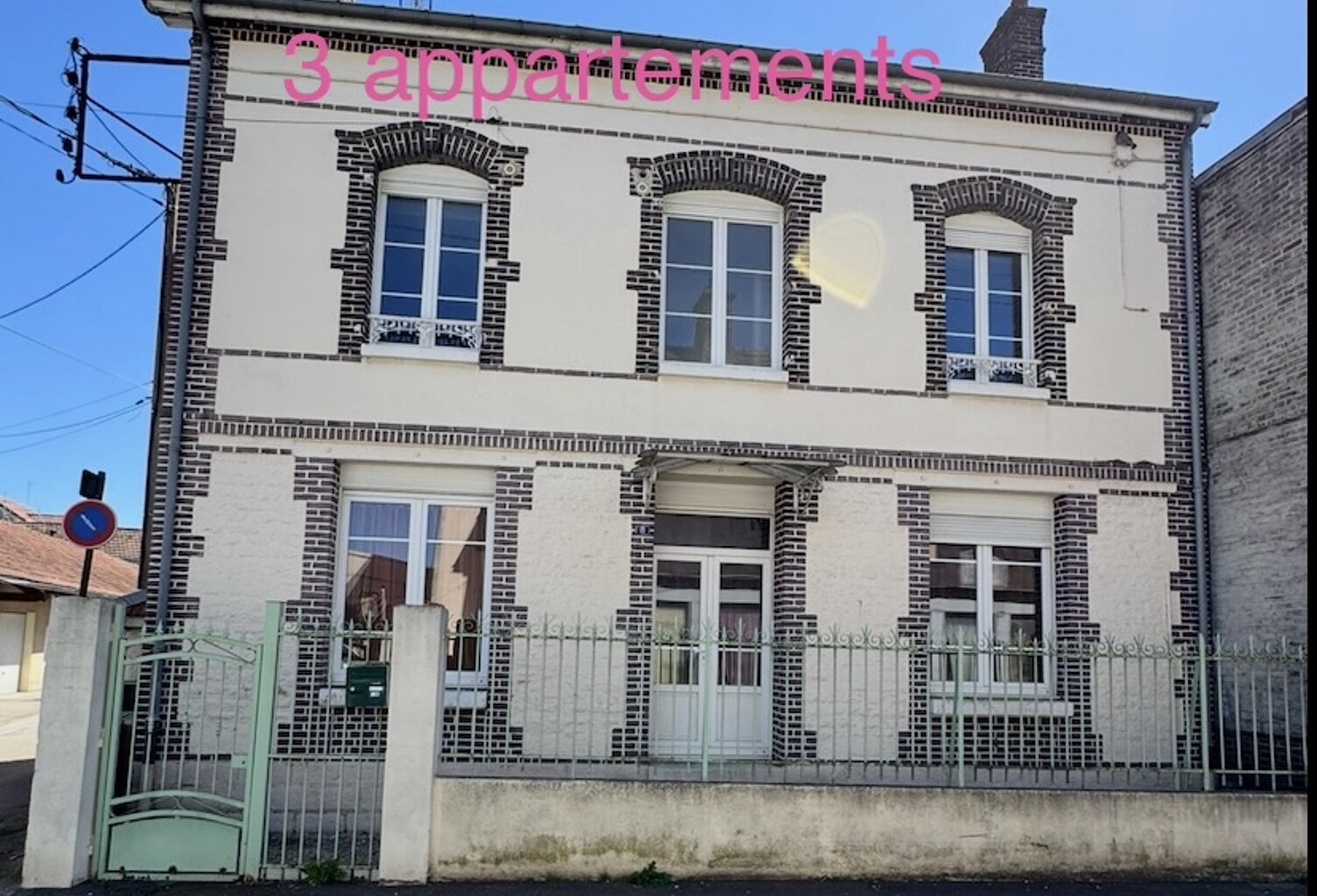 Vente Immeuble 230 m&sup2; — photo 1