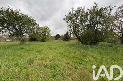 Terrain  610000 €