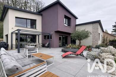 Maison 5 pièces 450000 €