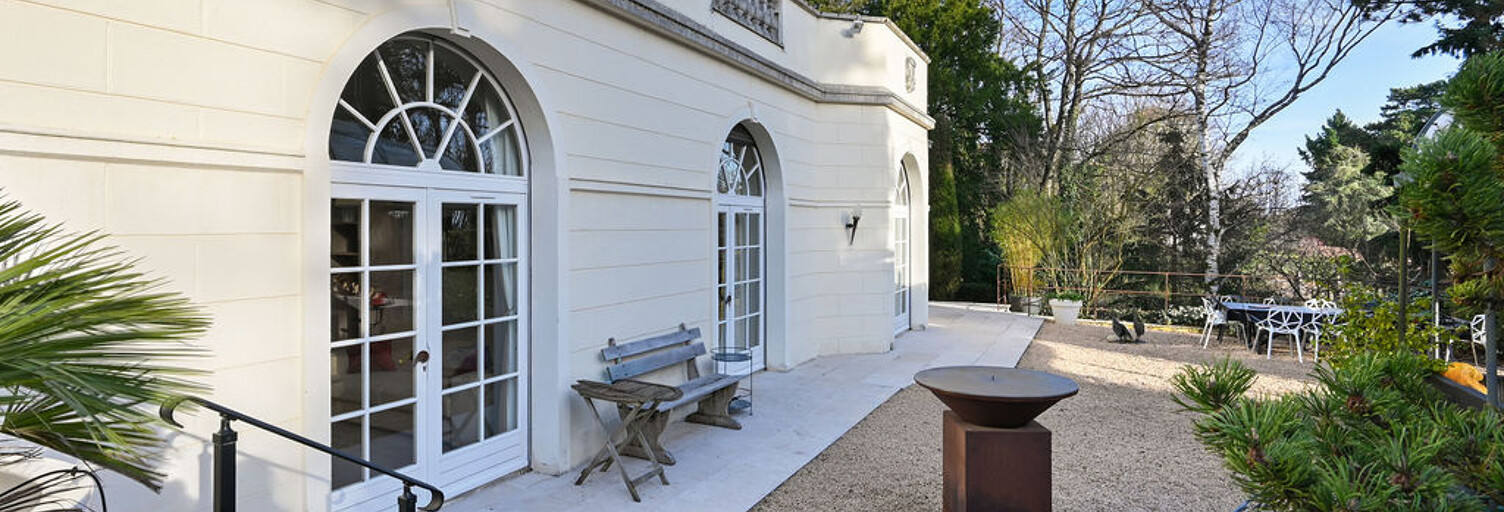 Maison 5 Pièces 155 m² à vendre à Saint-Cyr-au-Mont-d'Or (69450)