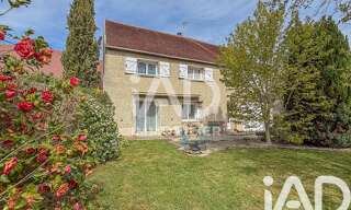 Maison 7 Pièces 197 m² à vendre à Mouroux (77120)