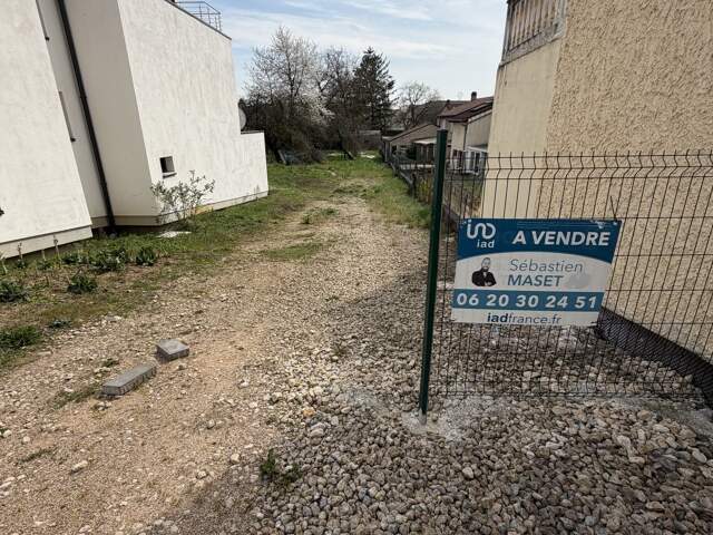 Vente Terrain à bâtir 1 080 m&sup2; — photo du bien