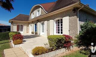 Maison 8 Pièces 217 m² à vendre à Vivonne (86370)