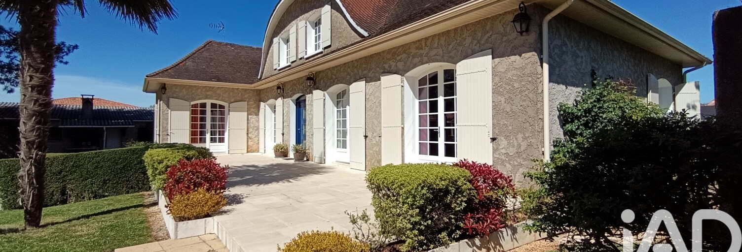 Maison 8 Pièces 217 m² à vendre à Vivonne (86370)