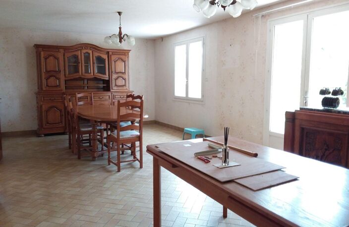 Vente maison 8 pièces 199 m² Saint-Romain-sur-Cher (41140) — photo 5