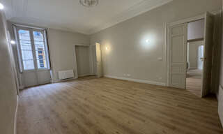 Appartement 2 Pièces 78 m² à louer à Nîmes (30000)