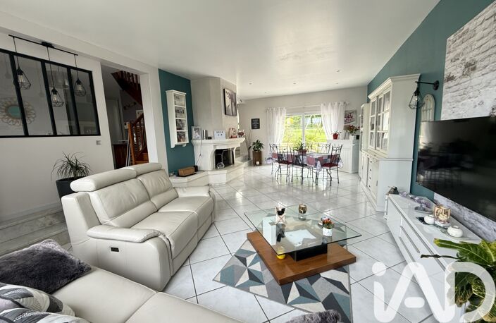 Vente Maison traditionnelle 7 pièces — photo 2