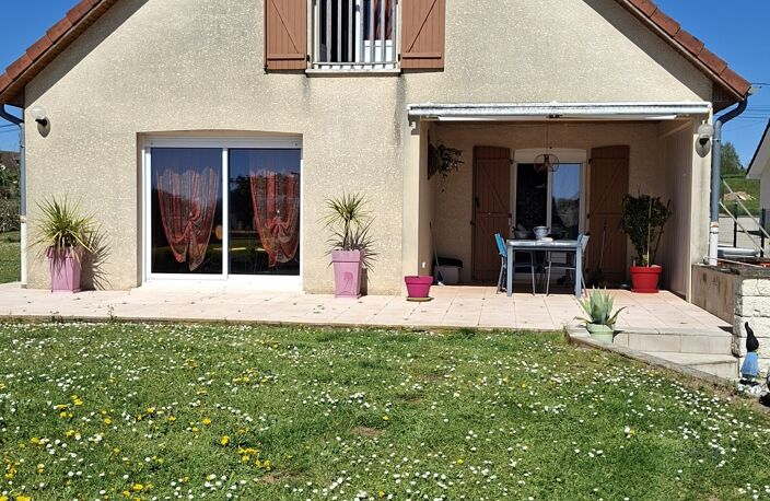 Vente Maison/villa 4 pièces — photo 2