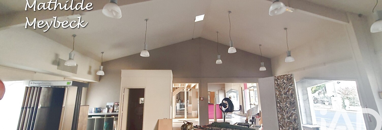 Immeuble  400 m² à vendre à Niort (79000)