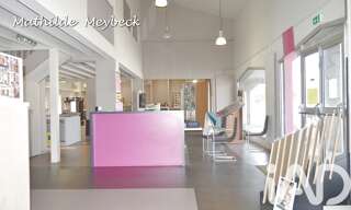 Immeuble  400 m² à vendre à Niort (79000)