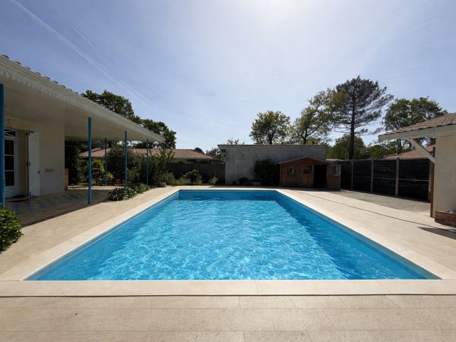 ANDERNOS - MAISON 4 CHAMBRES AVEC PISCINE SUR BEAU TERRAIN D — photo du bien