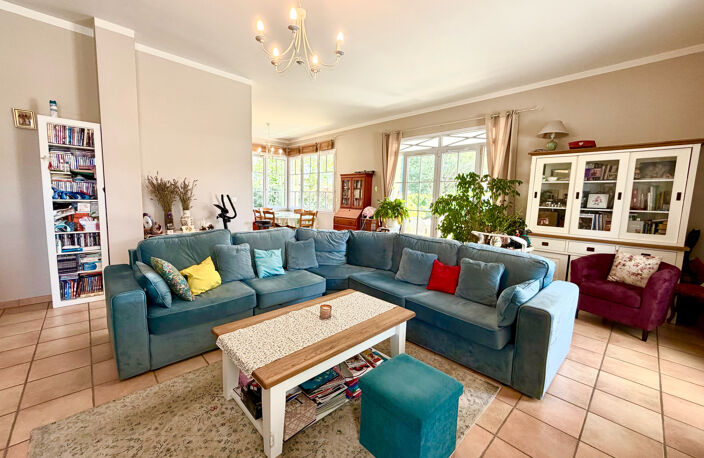ANDERNOS - MAISON 4 CHAMBRES AVEC PISCINE SUR BEAU TERRAIN D — photo 4
