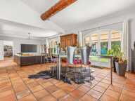 - CHATEAUNEUF LES MARTIGUES (13) - MAISON DE PRESTIGE - T10 - 3 SUITES PARENTALES + 3 CHAMBRES - PISCINE -TERRASSE - PARKING - CAVE — photo 3