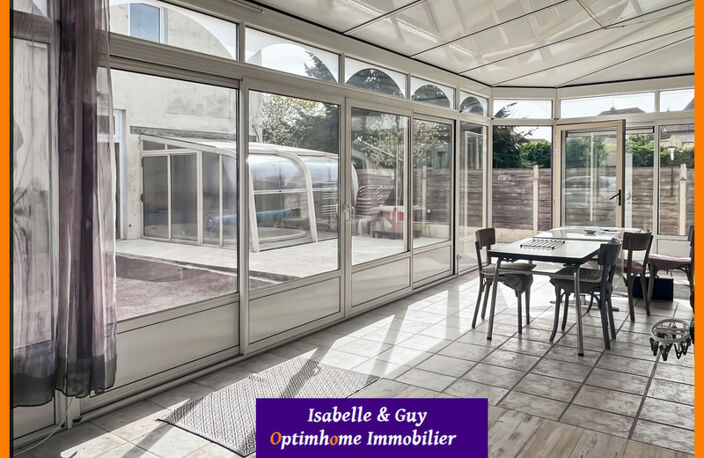 Propriété avec dépendances et grands espaces, idéale pour vivre et travailler chez soi — photo 4