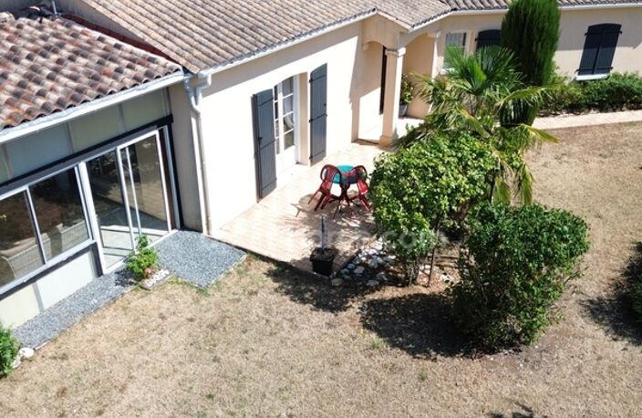 A SAISIR ! Maison de plain-pied de 125m² - 4 chambres - Agris (16) — photo 3