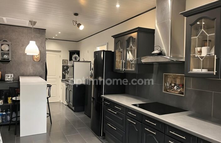 A SAISIR ! Maison de plain-pied de 125m² - 4 chambres - Agris (16) — photo 4