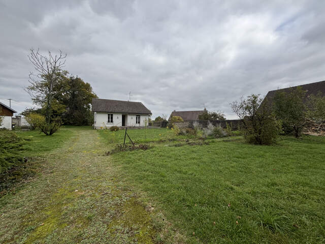 CHATILLON SUR SEINE  : Maison de 1930 de plain pied avec 270 — photo du bien