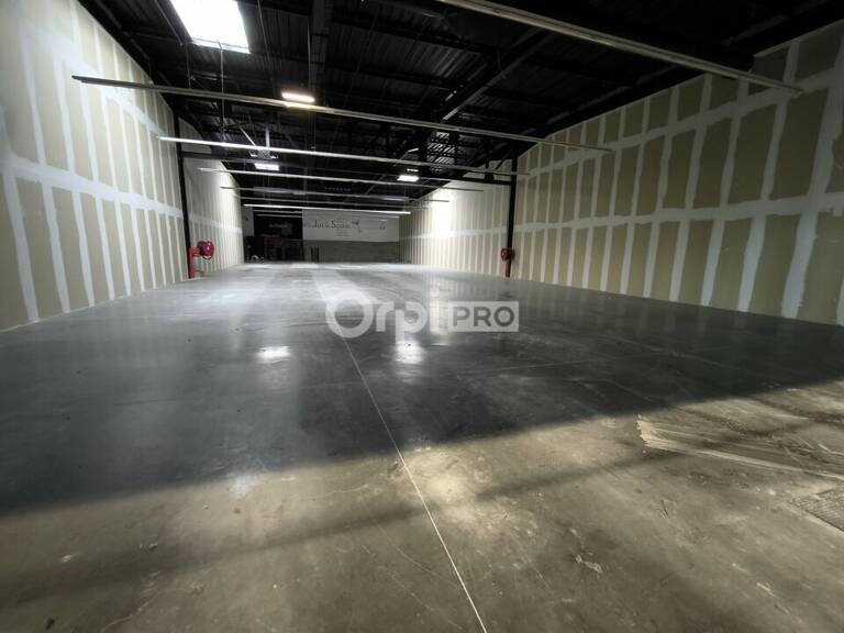 LOCAL COMMERCIAL A LOUER — photo 1