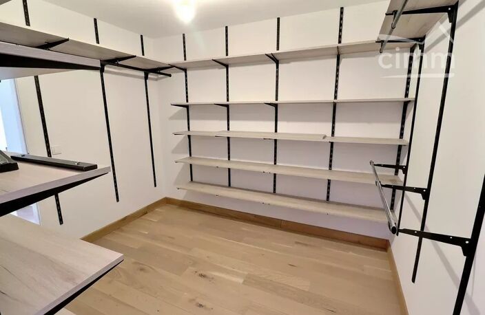 Maison individuelle plain pied d'une surface de  142 m² à PETITE — photo 5