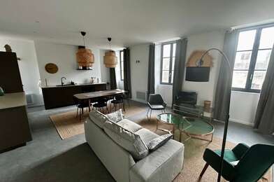 Appartement 4 pièces 990 €