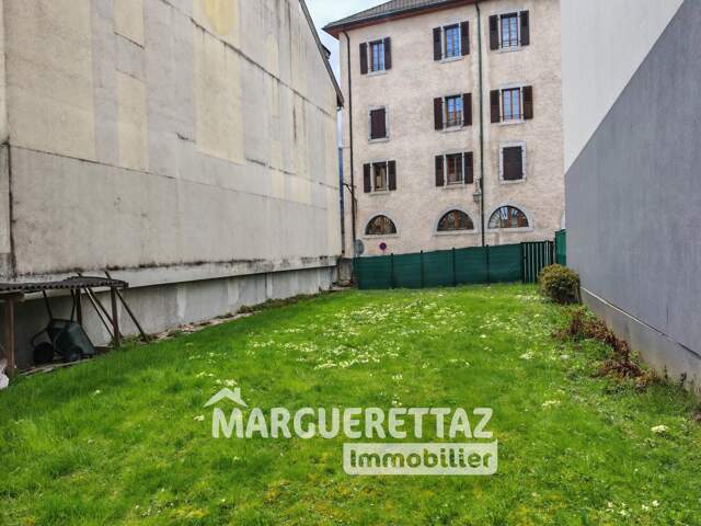 Terrain constructible centre La Roche sur Foron — photo du bien