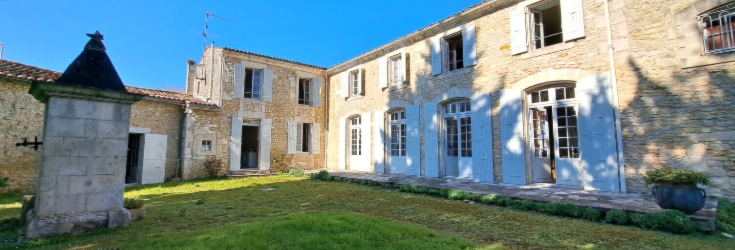 Maison 13 Pièces 365 m² à vendre à Saujon (17600)