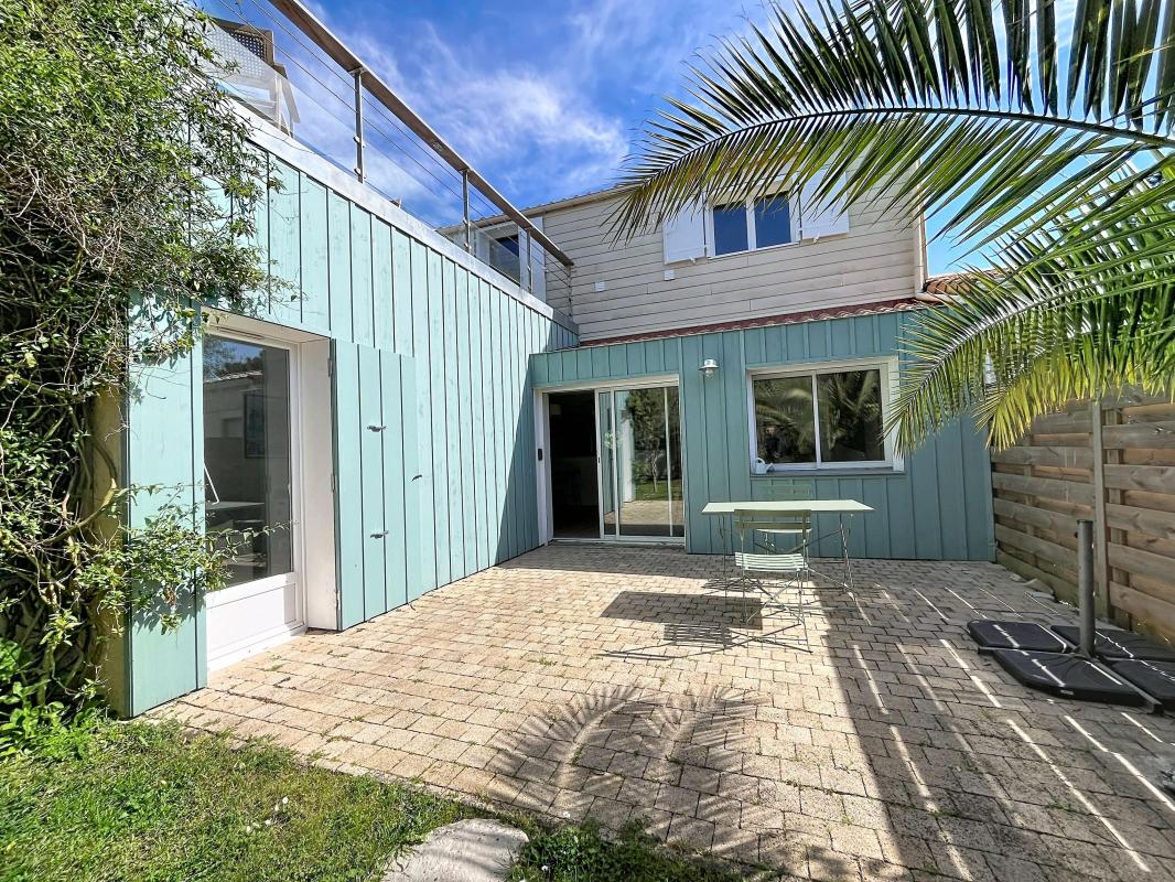 Villa / Maison  T6 à vendre Rochelle (La) 17000