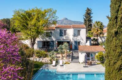 VENTE - AUBAGNE -  MAISON DE FAMILLE - PISCINE - 5 CHAMBRES — photo du bien