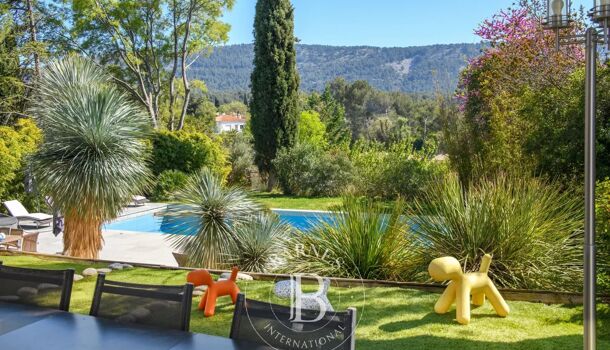 Villa / Maison 6 pièces  à vendre Aubagne 13400