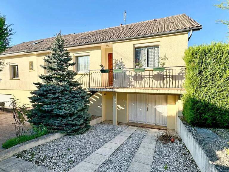 SAULIEU SPACIEUSE MAISON FAMILIALE AVEC JARDIN ARBORÉ — photo 1