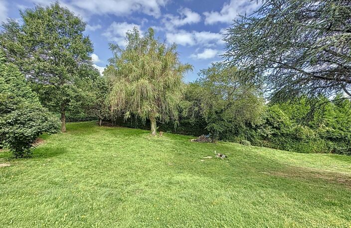 SAULIEU SPACIEUSE MAISON FAMILIALE AVEC JARDIN ARBORÉ — photo 3